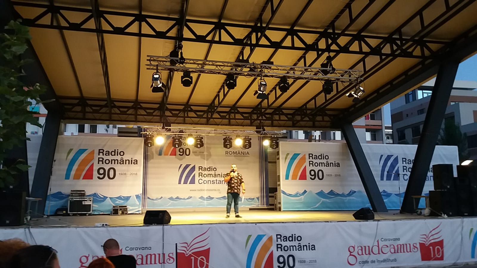 GAUDEAMUS LITORAL: Lectura şi muzica s-au împletit perfect! Șlagărele litoralului, prin vocile copiilor