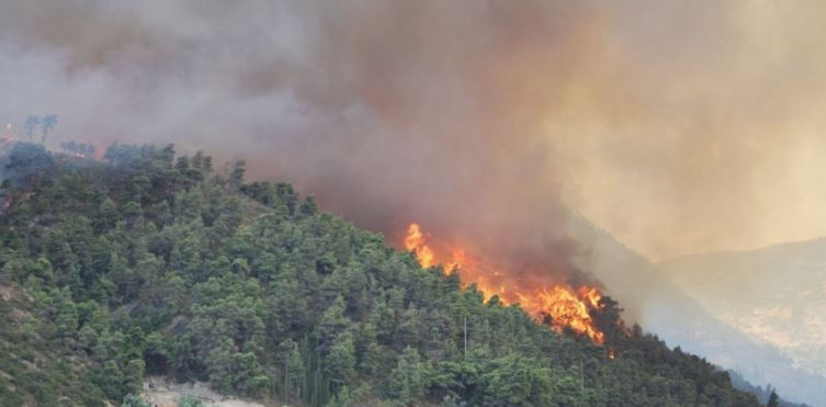 ATENŢIONARE de călătorie: RISC RIDICAT de incendiu în Grecia