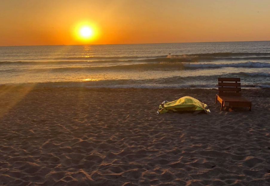 EFORIE/FOTO: Persoană decedată descoperită pe plajă