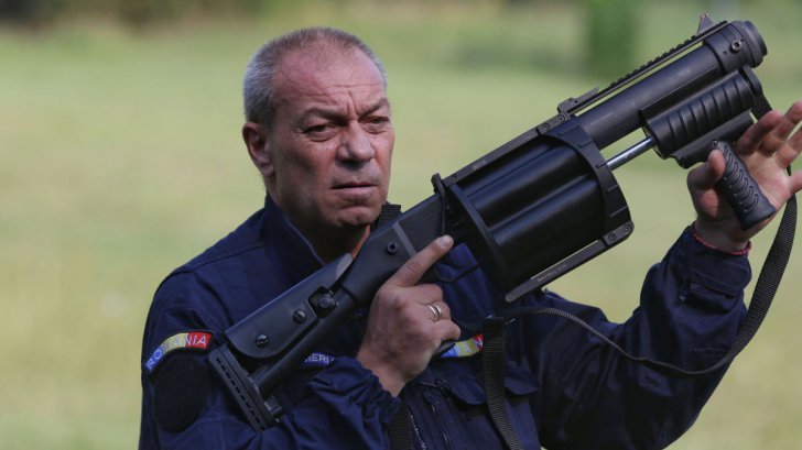 Jandarmeria Română: Materialele folosite la protestul din 10 august sunt neletale