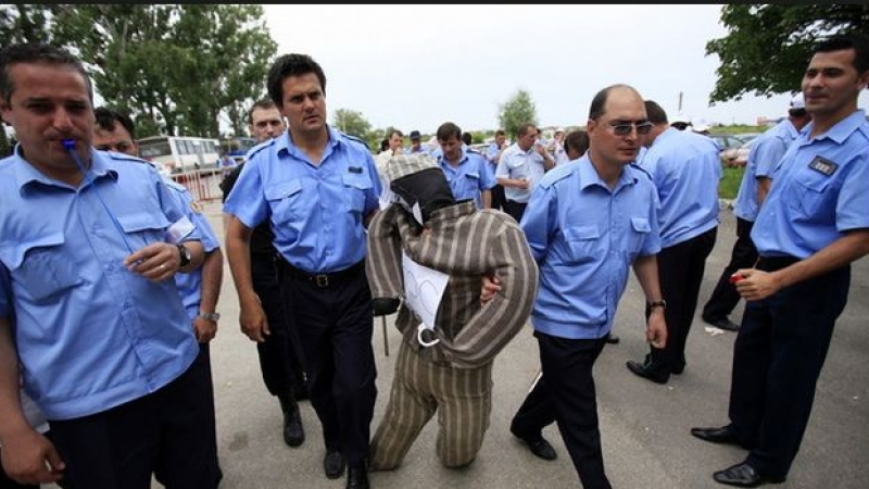 Protestele angajaţilor din penitenciare continuă