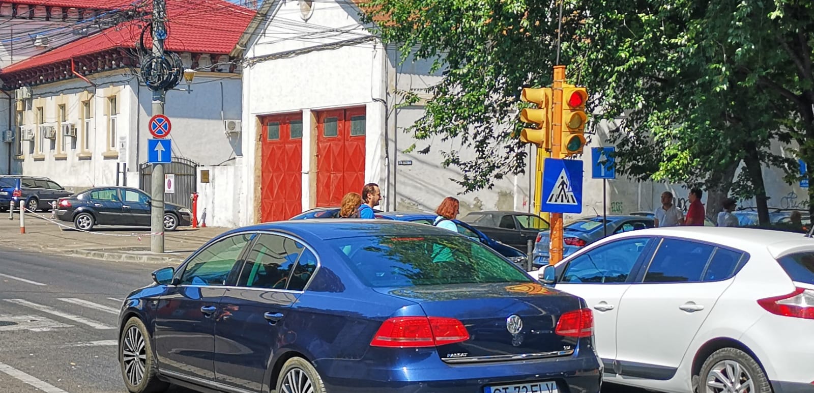 Semaforul de la intersecția str. Mircea cel Bătrân cu str. Decebal a fost repus în funcțiune