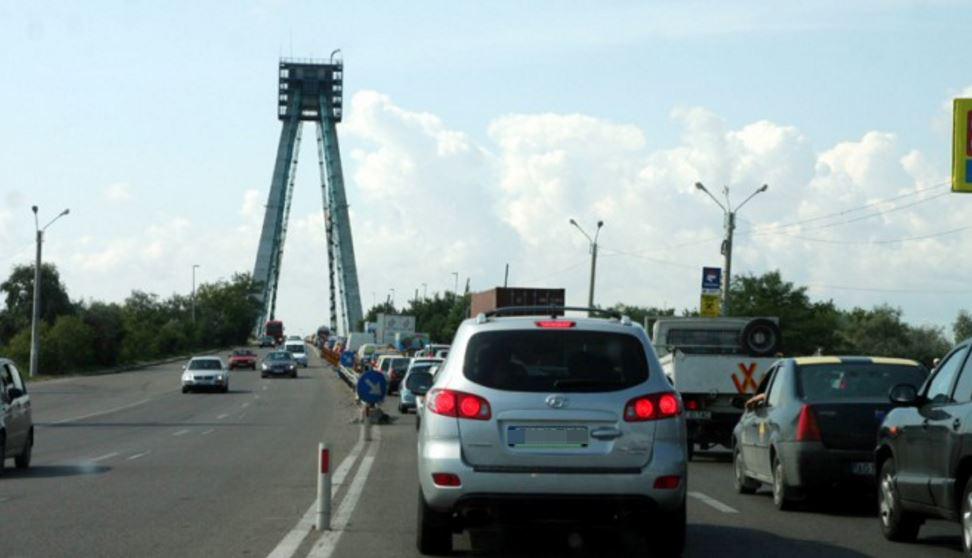 Aglomeraţie pe DN 39, către stațiunile din sud, dar şi pe Autostrada Soarelui, pe sensul spre litoral
