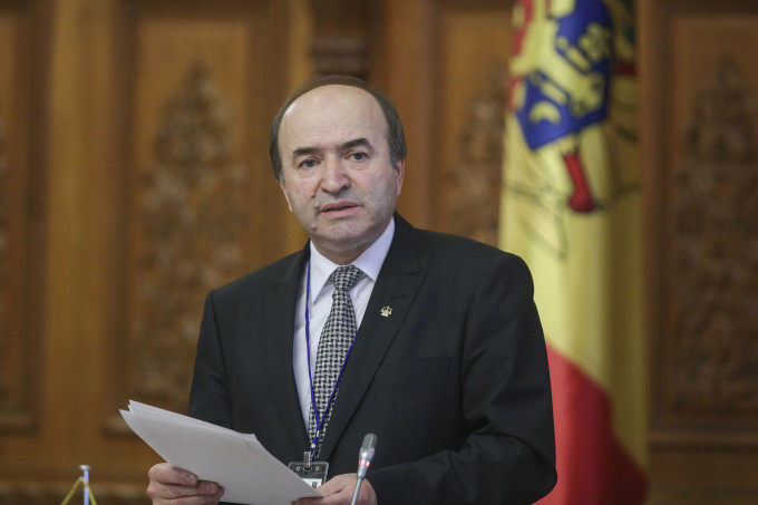 Trei propuneri pentru funcţii de conducere în DIICOT