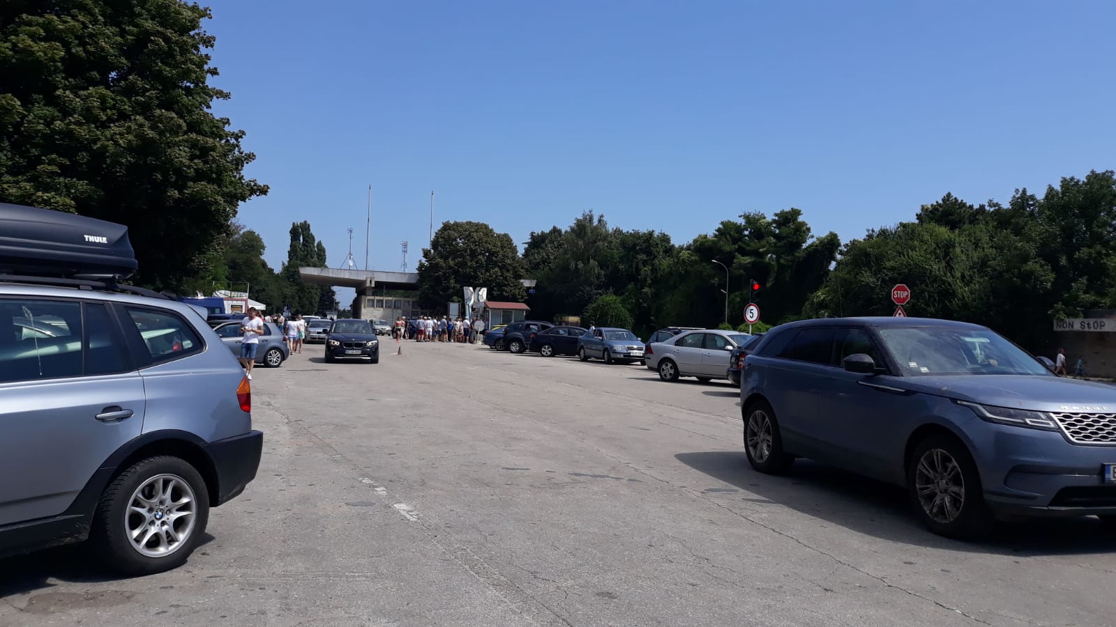 Formularul digital de intrare în România, obligatoriu de astăzi