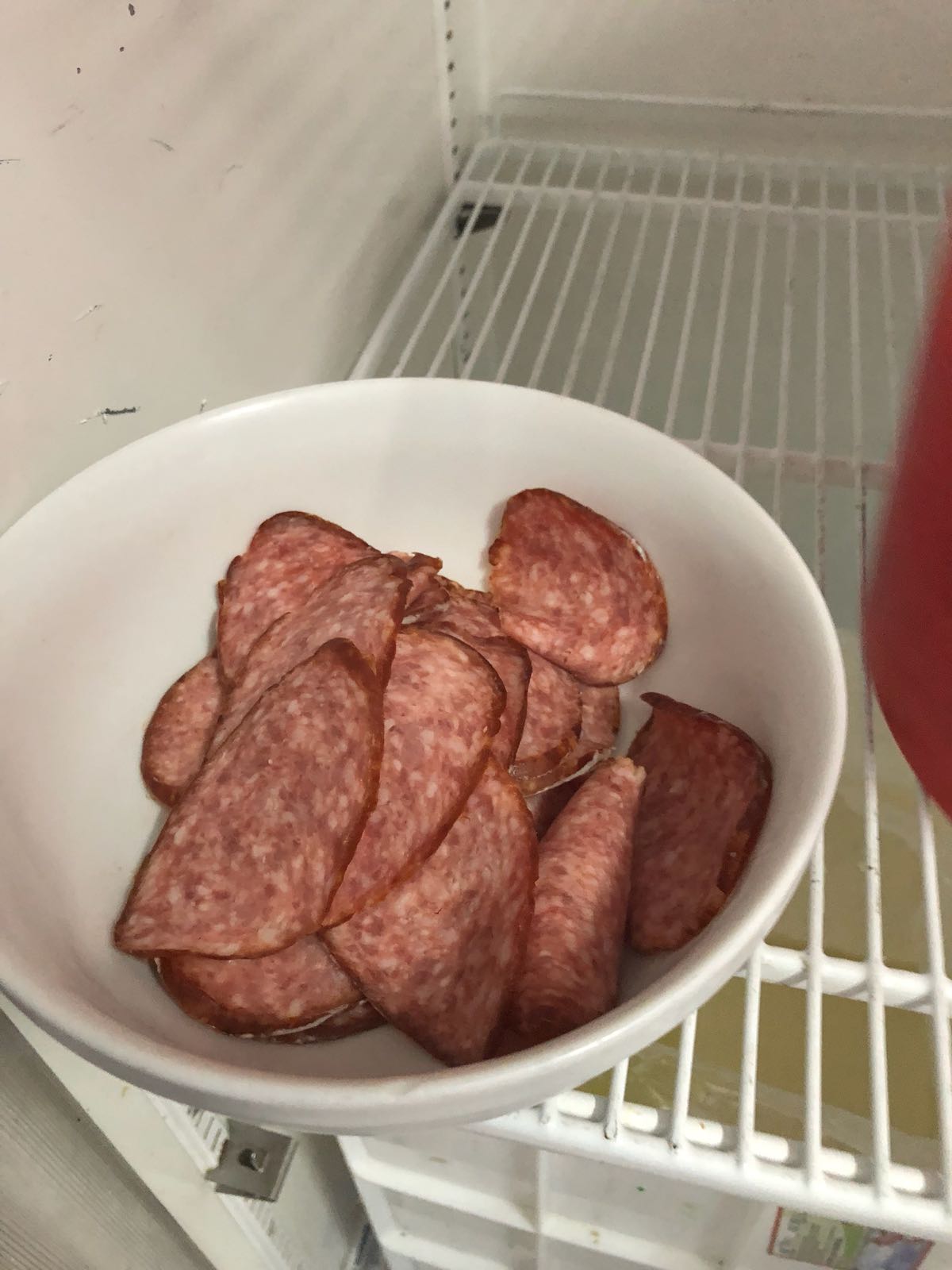FOTO: Suspiciune de TOXIINFECȚIE ALIMENTARĂ LA COSTINEȘTI! Comisarii OPC, sesizați!