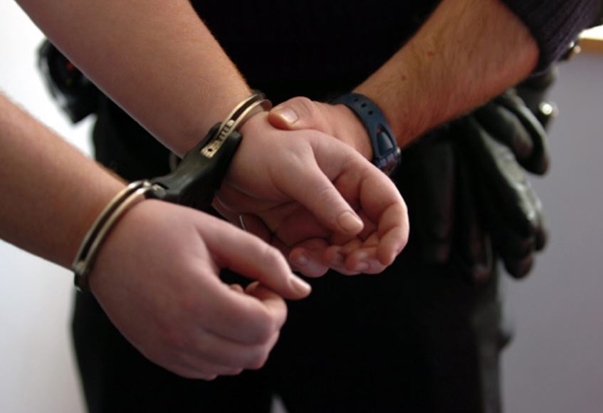 Valu lui Traian: Bărbat bănuit de infracțiuni de șantaj, reținut de polițiștii constănțeni