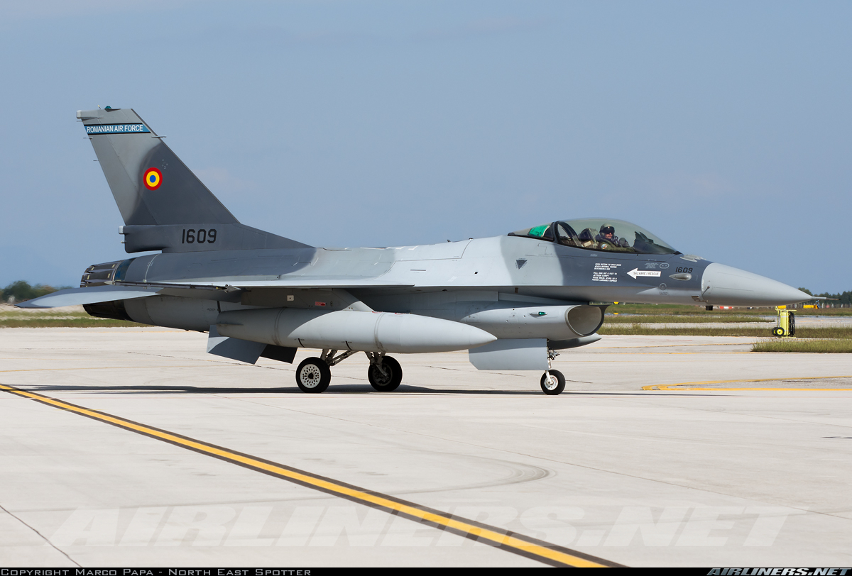 Avioanele F-16 românești ar putea executa de anul viitor misiuni NATO de poliție aeriană alături de MiG-urile 21 LanceR