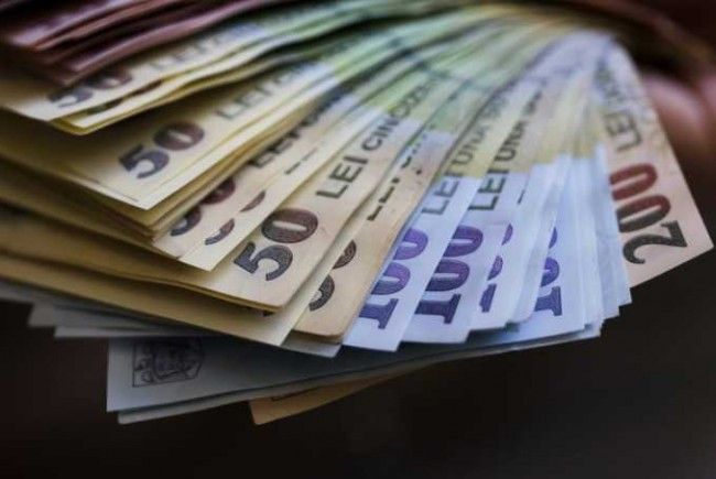 Ministerul Sănătăţii şi Ministerul Muncii primesc fonduri suplimentare la rectificarea bugetară