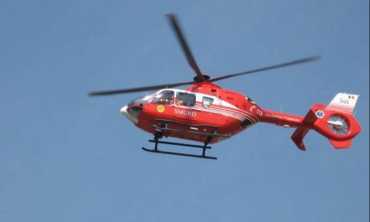 VAMA VECHE: Bărbat scos din mare de salvamari, în stop cardio-respirator. A fost solicitat elicopterul SMURD