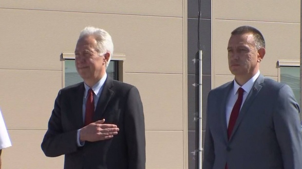 Ministrul Apărării şi ambasadorul SUA, în vizită la baza militară de la Deveselu