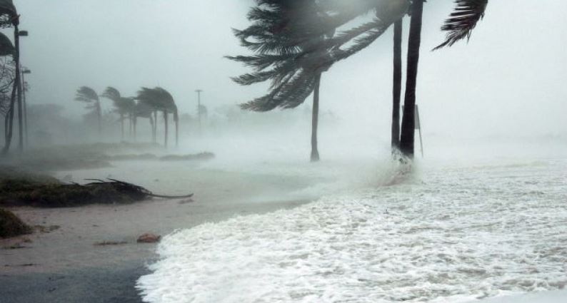 Uraganul Florence a ajuns pe coasta americană a Atlanticului