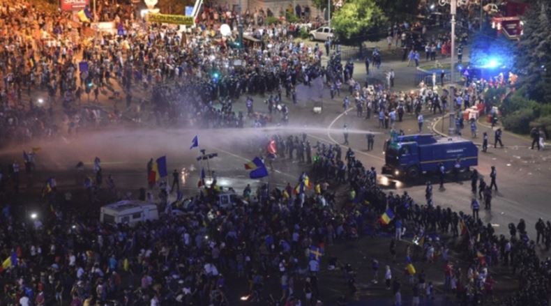 Violenţele de la protestul din 10 august din Capitală, dezbătute în plenul Parlamentului European