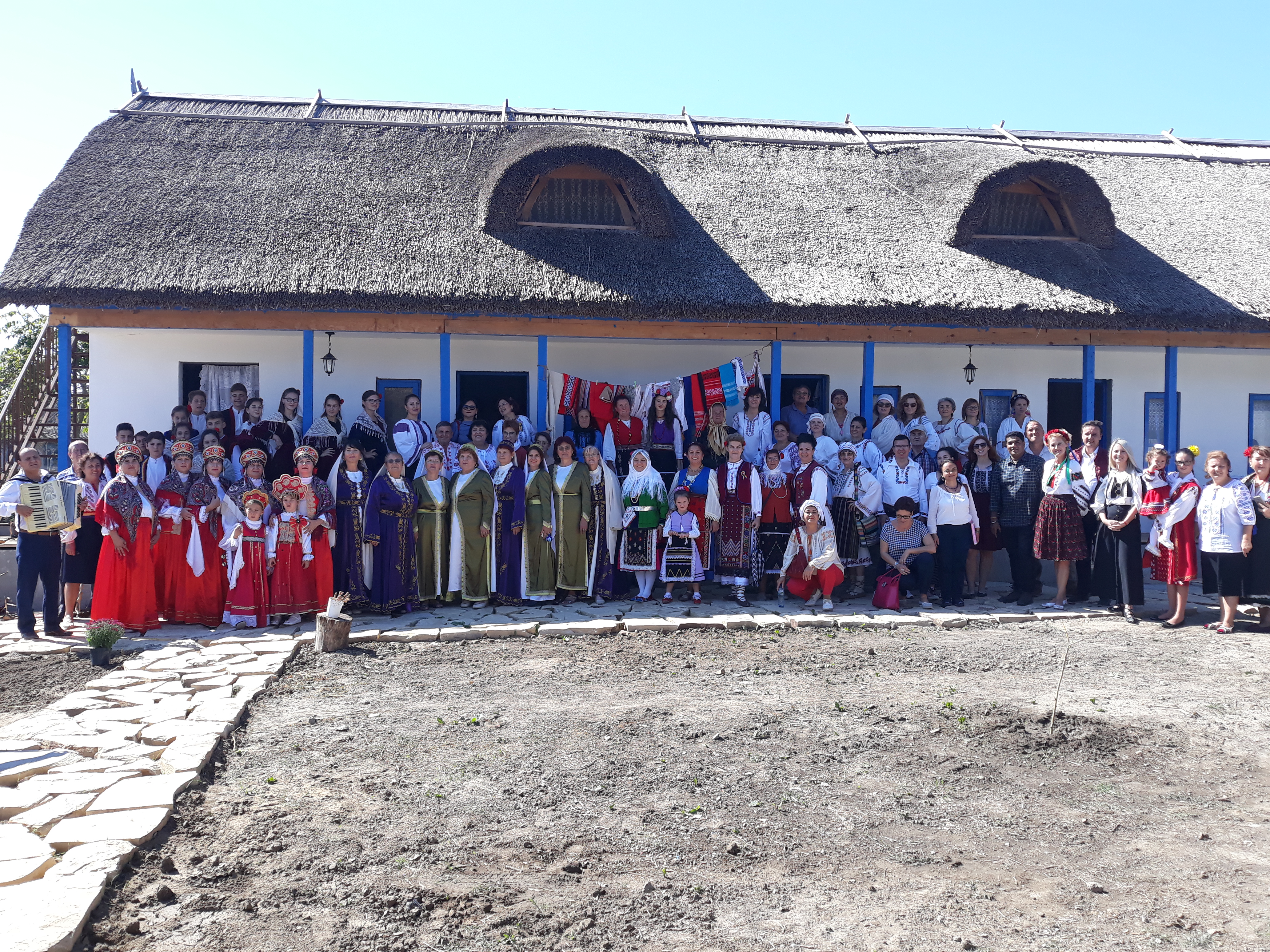 Foto- reportaj: Multiculturalitate la Vișina