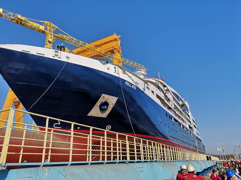 TULCEA: Navă de croazieră și expediții, lansată la Șantierul Naval Vard