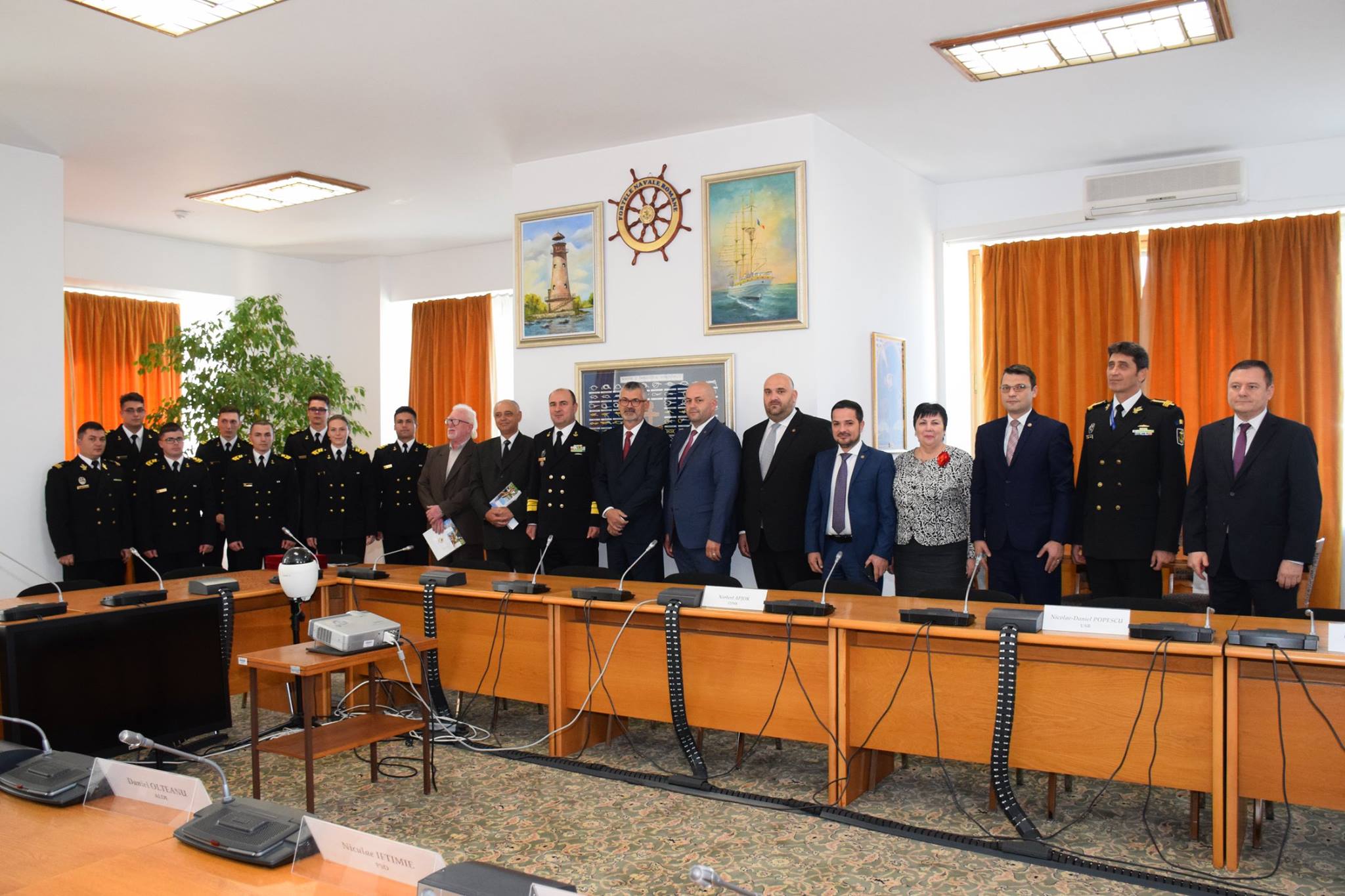 Marina Militară Română a împlinit 158 de ani de la înființare. Eveniment deosebit la Palatul Parlamentului (foto)