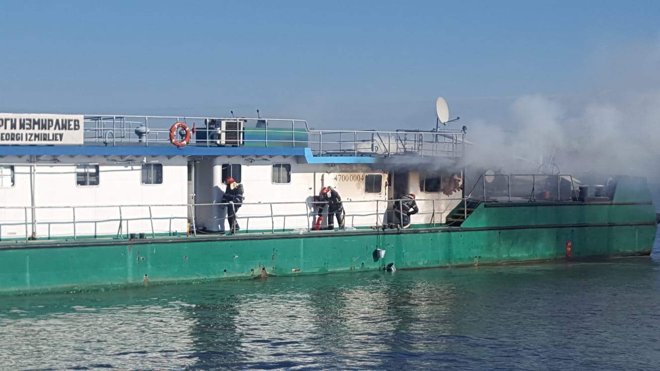 Incendiu la o navă din Portul Constanța