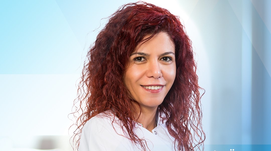 Un reputat oncolog turc oferă gratuit consultații bolnavilor de cancer din România, la Constanța