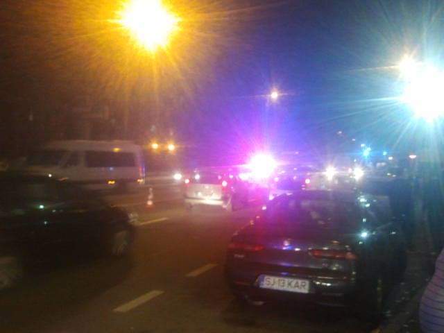Polițistă lovită pe trecerea de pietoni de un șofer septuagenar. Accidentul a avut loc în fața sediului Poliției Rutiere