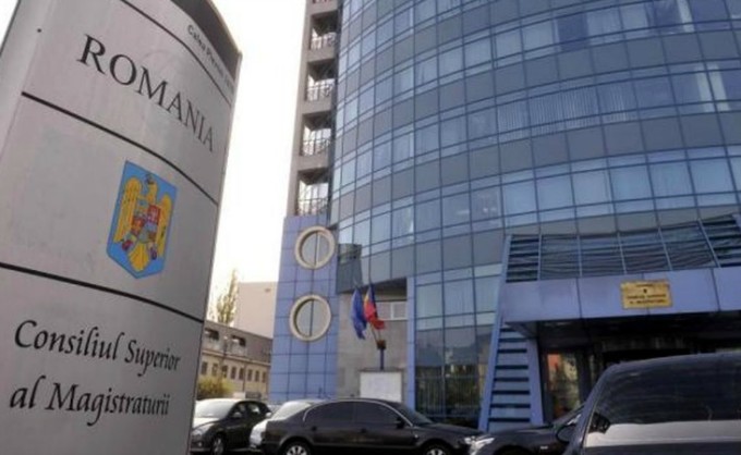 CSM: Adina Florea a prezentat o rezistenţă scăzută la stres şi sincope în raportarea sa la valori precum onestitate şi imparţialitate