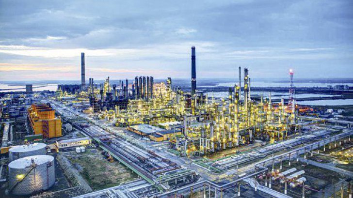 Rafinăriile Petromidia și Vega intră în revizie tehnologică programată