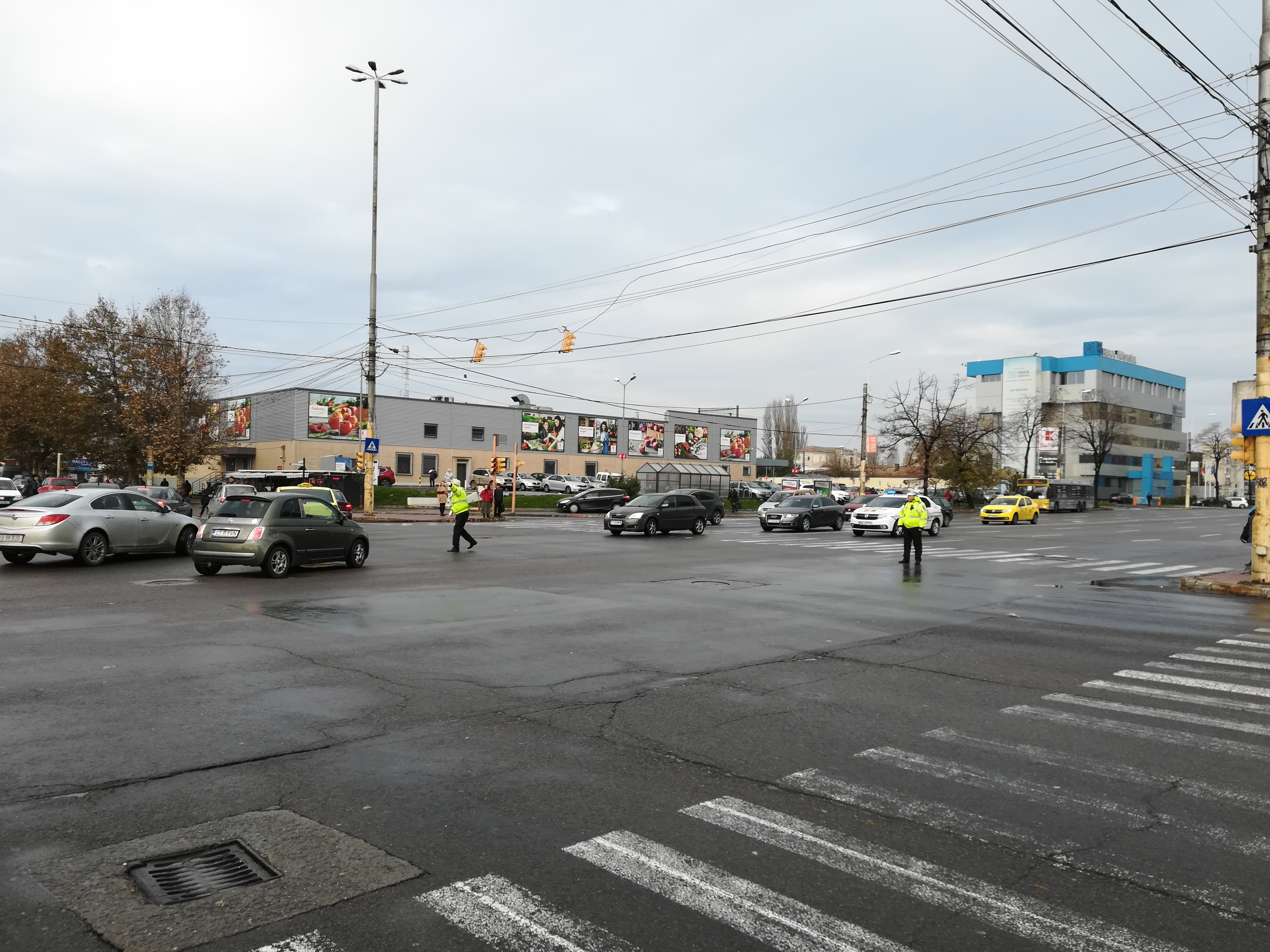 Repetiții pentru Ziua Națională. Traficul rutier pe Bulevardul Lăpușneanu, închis pe porțiunea cuprinsă între ICIL și Dacia