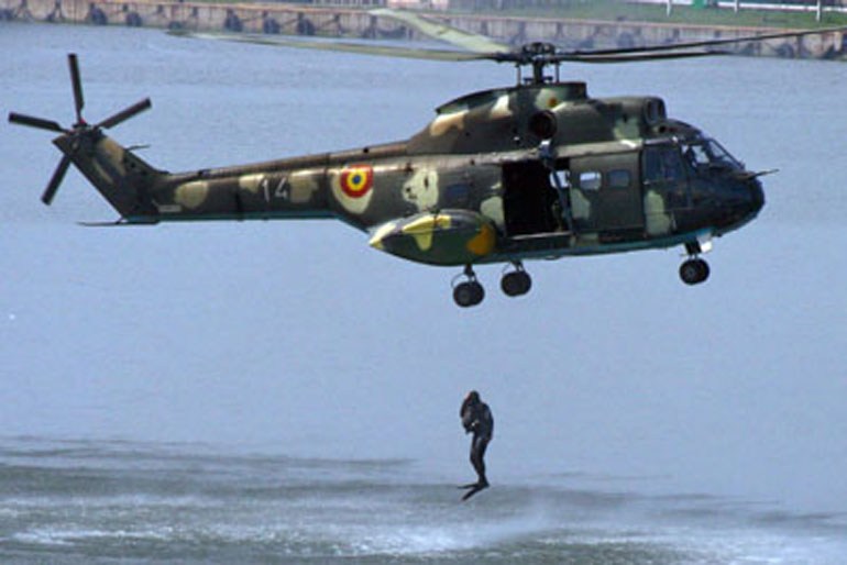 CONSTANȚA: Ziua Scafandrilor Militari şi a Centrului 39 Scafandri