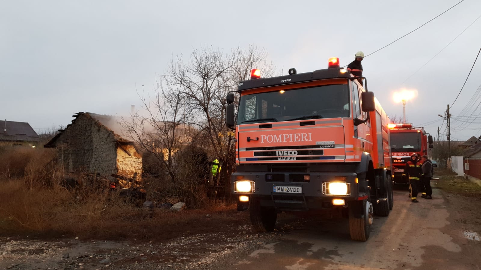 CONSTANȚA: Incendiu la Valu lui Traian! O persoană a fost găsită decedată