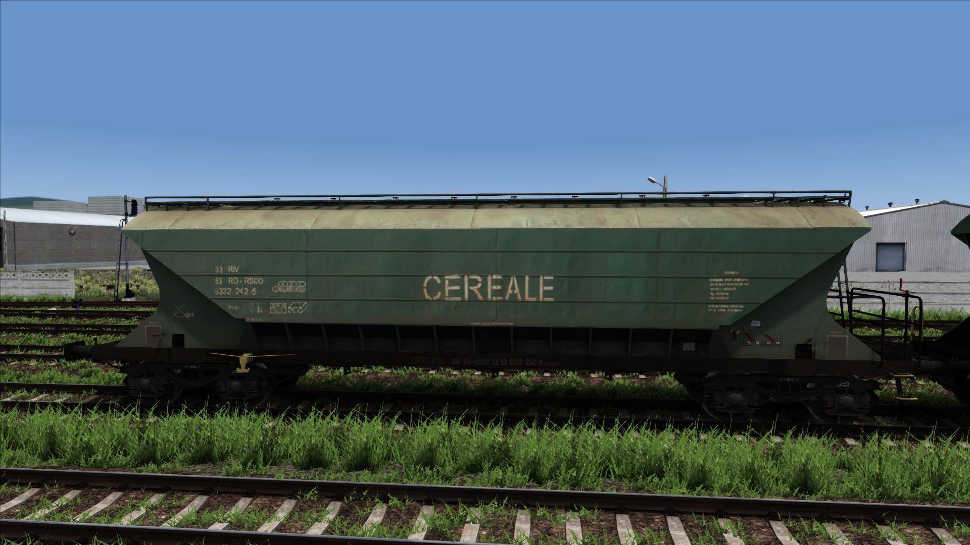 CONSTANȚA: Trei persoane arestate preventiv pentru furtul a 6 tone de cereale dintr-o garnitură de tren