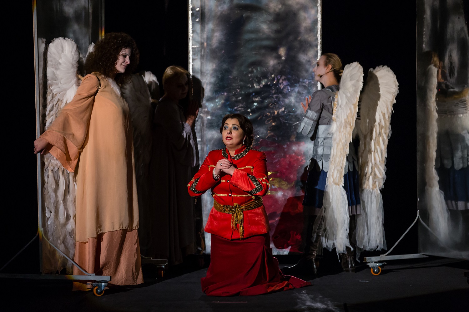 Teatrul de Stat Constanța prezintă „Inima Reginei Maria” și două comedii, în ultimul weekend din 2018