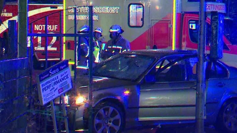 Cinci răniţi după ce o maşină a intrat în pietoni la Berlin