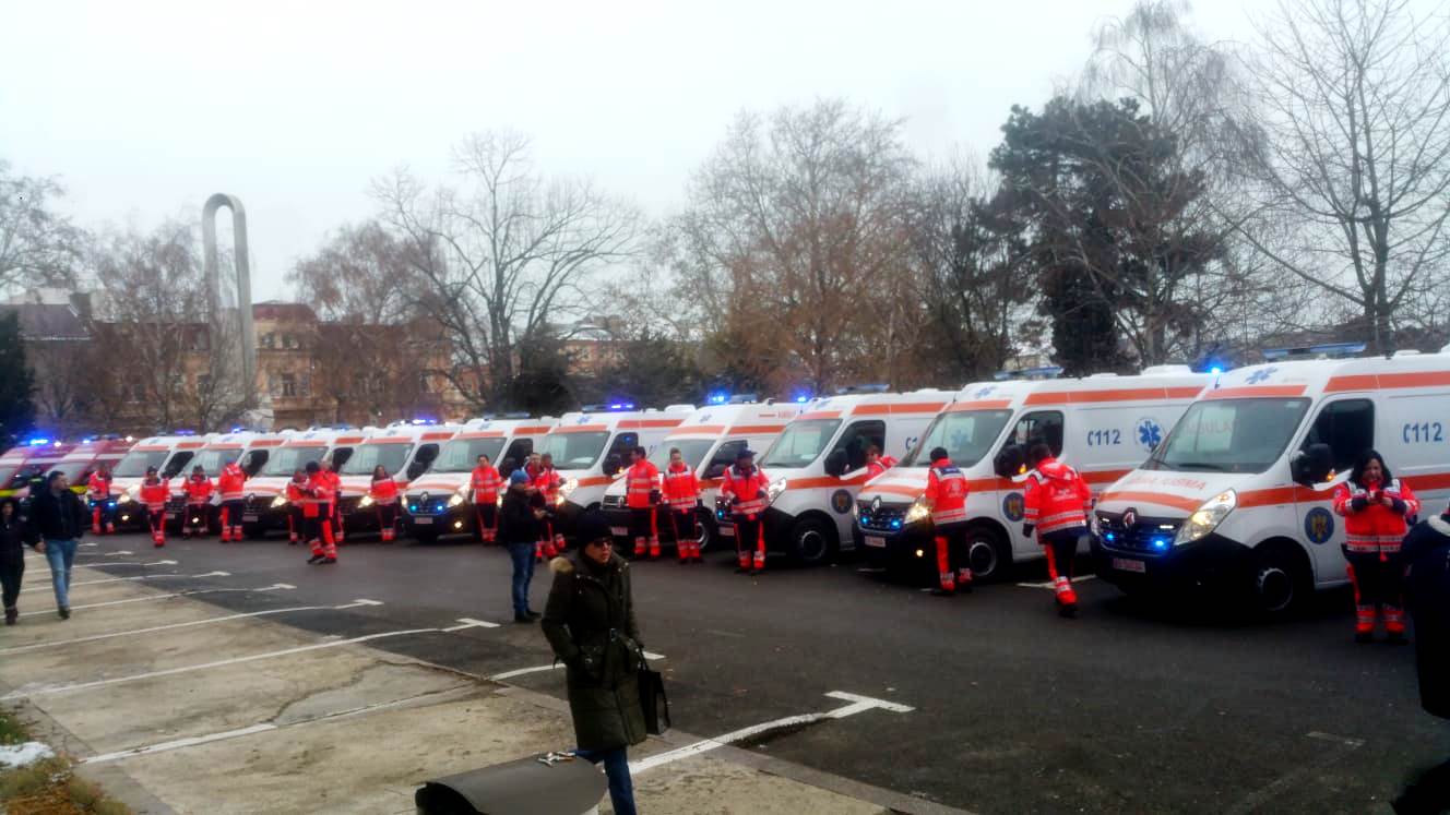 Serviciul de Ambulanță Constanța a primit 17 autospeciale noi FOTO