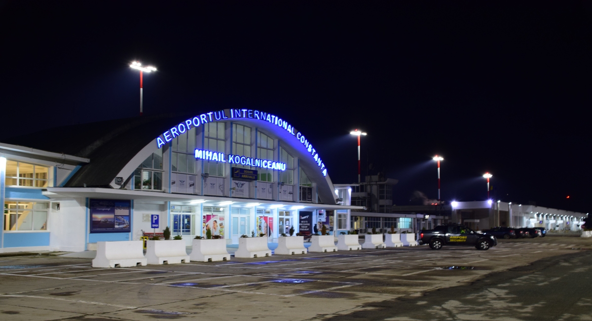 Sistemul de iluminare a platformelor din Aeroportul Mihail Kogălniceanu, modernizat