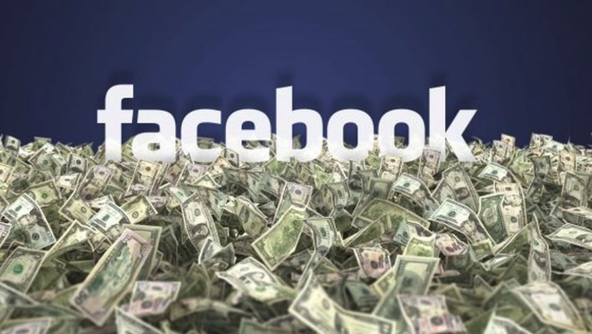 Reţeaua de socializare Facebook, amendată cu zece milioane de euro