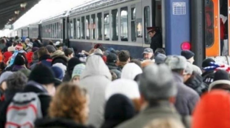 CFR Călători anunță anumite modificări în procedura de validare în tren a legitimațiilorde călătorie