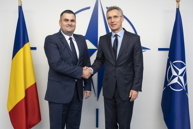 Evoluţiile situaţiei de securitate din regiunea Mării Negre, discutate de ministrul Leş și secretarul general NATO