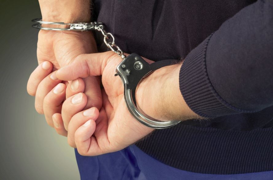 CONSTANȚA: Bărbat reţinut de poliţişti pentru acte de violenţă în familie