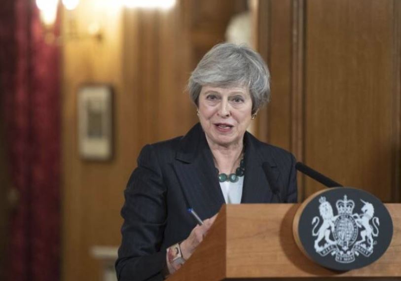 Theresa May câştigă votul de încredere din partea Partidului Conservator