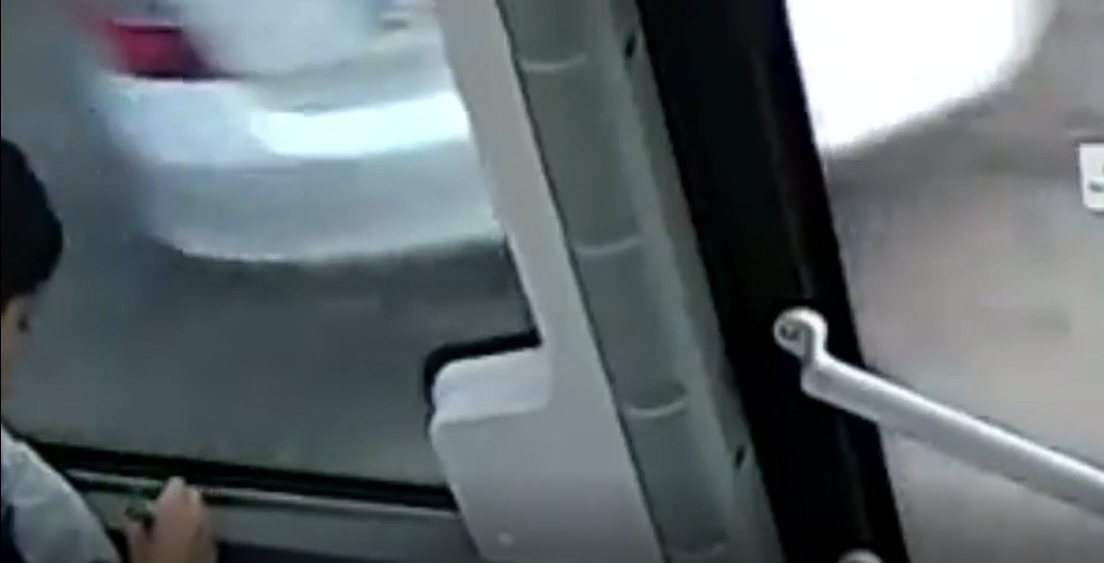 FOTO – CONSTANȚA: Apel la spiritul civic! Acte de vandalism în noile autobuzele