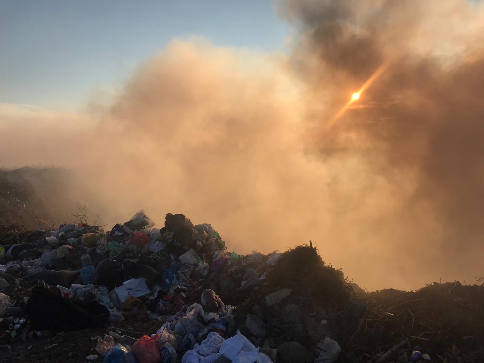 Incendiu la o groapă de gunoi din județul TULCEA
