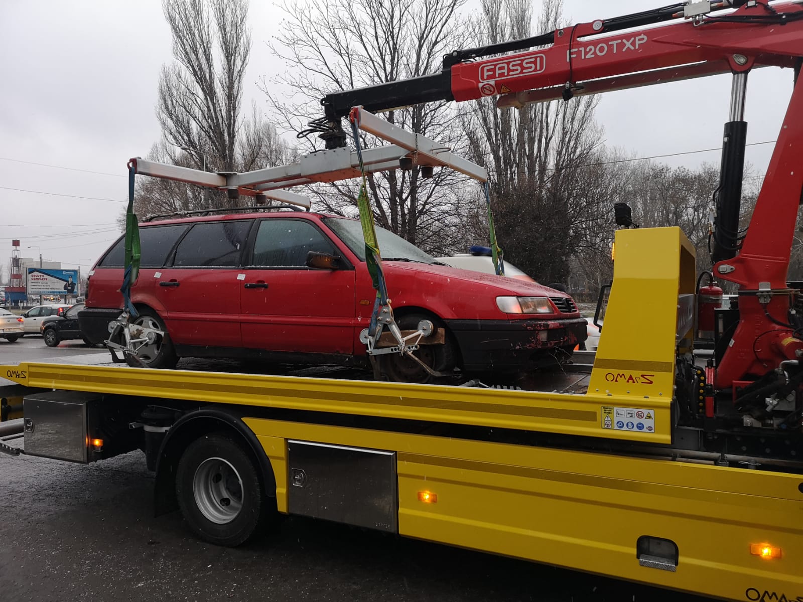 CONSTANȚA: Poliția Locală a început ridicarea mașinilor abandonate