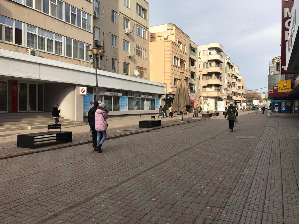 Mobilier urban nou pe o stradă din CONSTANȚA