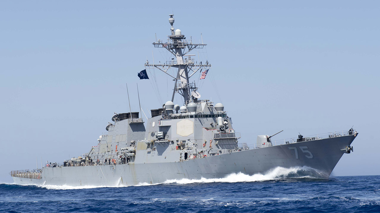 Flota rusă a Mării Negre monitorizează mişcările distrugătorului american Donald Cook ajuns în Marea Neagră