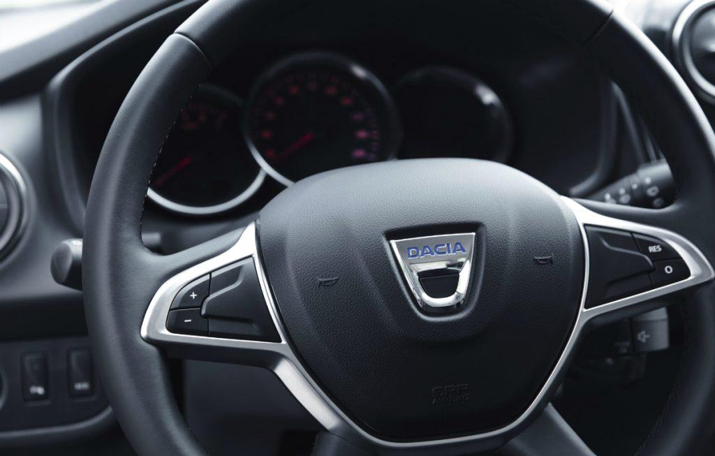 Modele Dacia rechemate în service