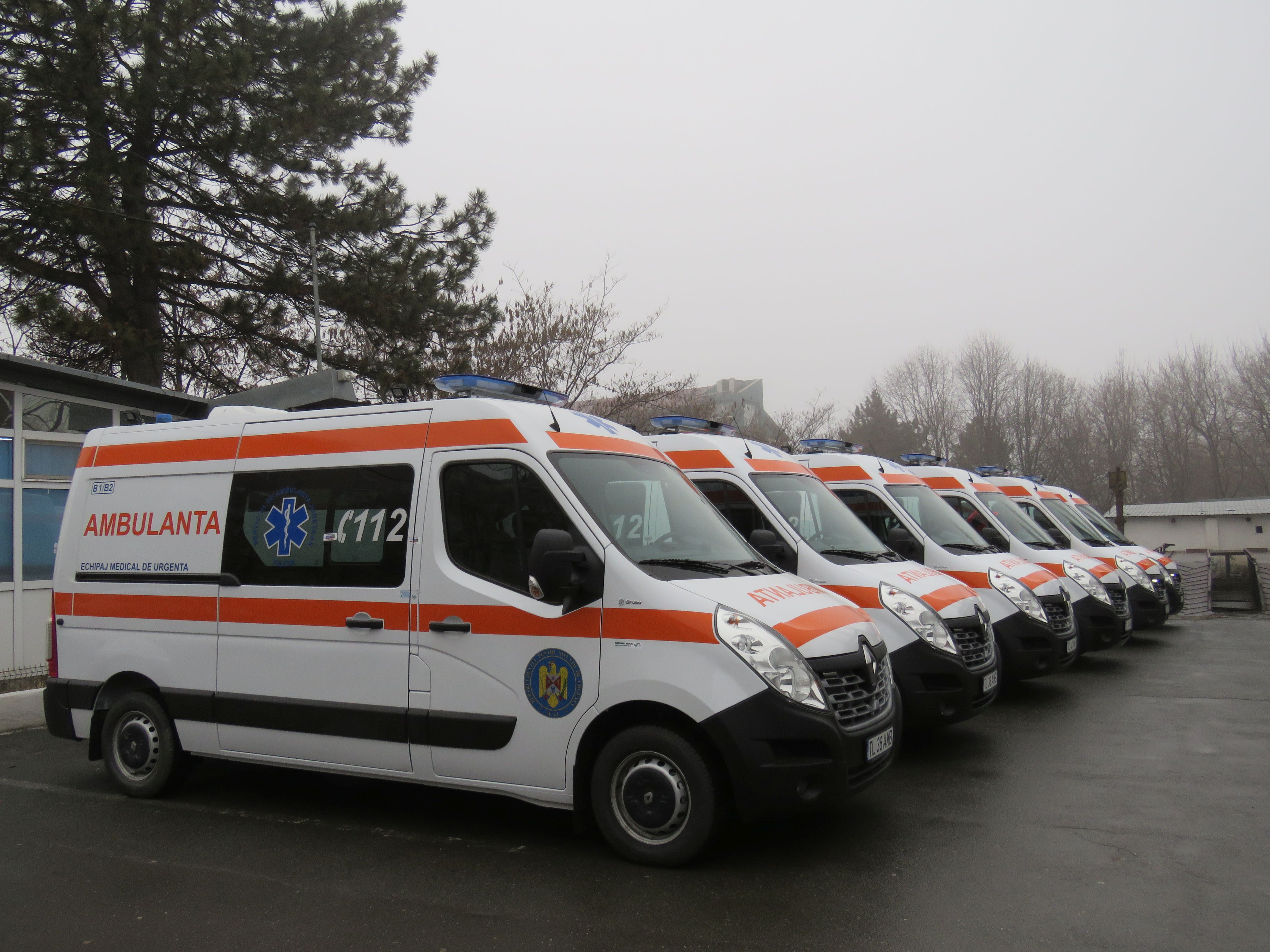 Șase autospeciale noi pentru Serviciul de Ambulanță Județean Tulcea