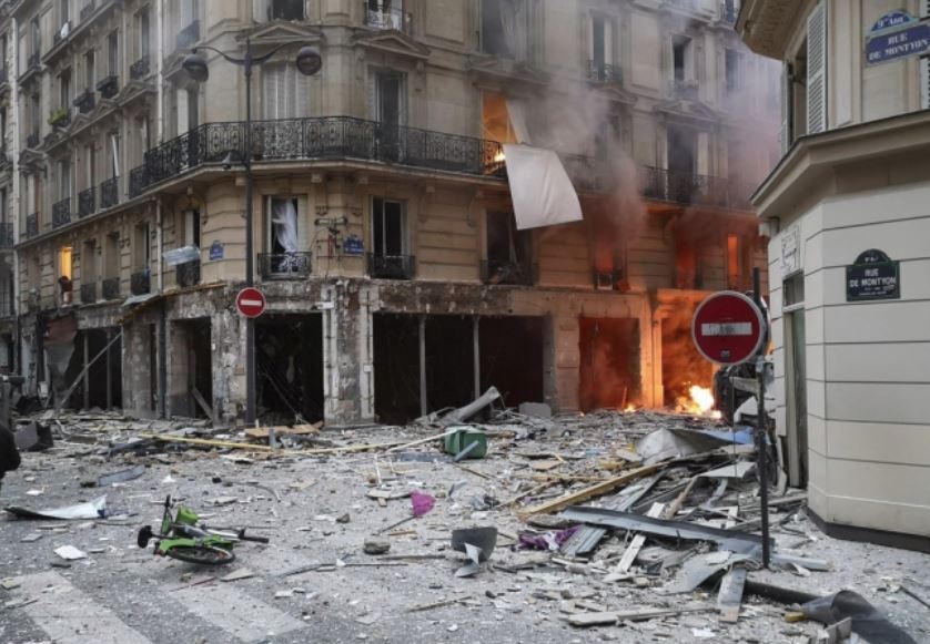 UPDATE – PARIS: Explozie puternică la parterul unei clădiri