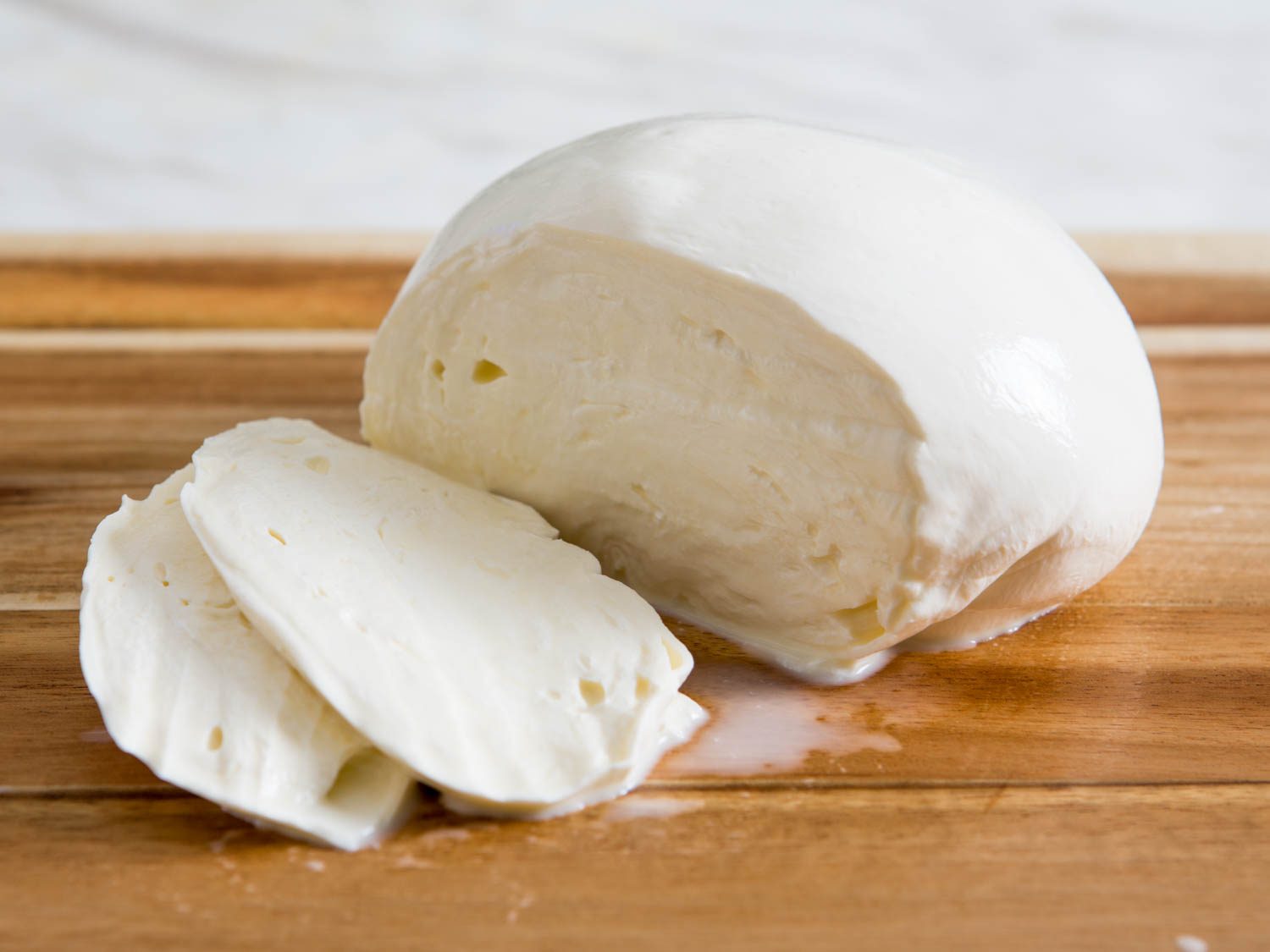 Atenție la mozzarella pe care o cumpărați! Poate conține un ingredient foarte periculos!
