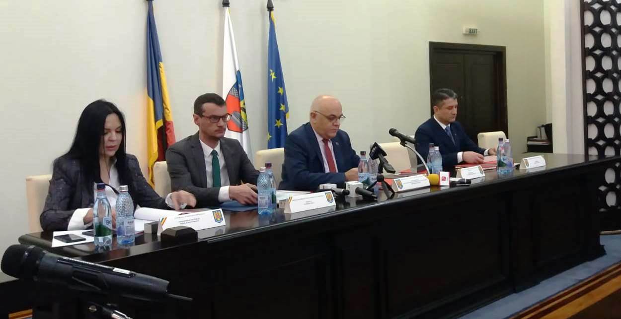 Raed Arafat, la Constanța: „Sunt multe mașini de pompieri care au peste 30 de ani. Este necesară înlocuirea urgentă a acestora“