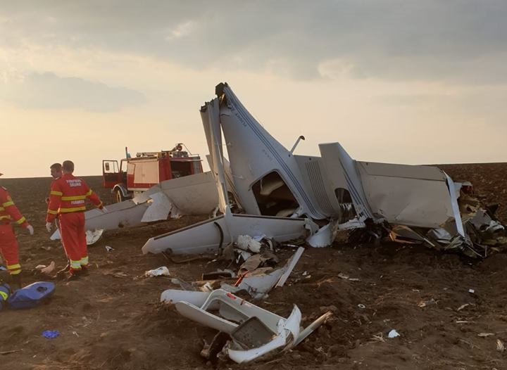 Detalii despre starea instructorului din aeronava prăbușită la TUZLA. Operația este o premieră pentru Constanța