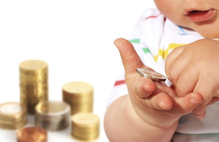 Guvernul a adoptat OUG privind majorarea alocaţiilor copiilor